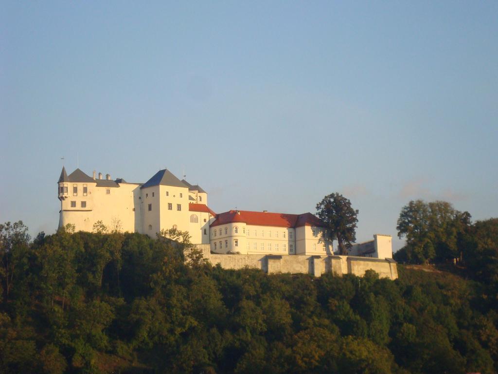 Penzion Majak Banská Bystrica Exterior foto