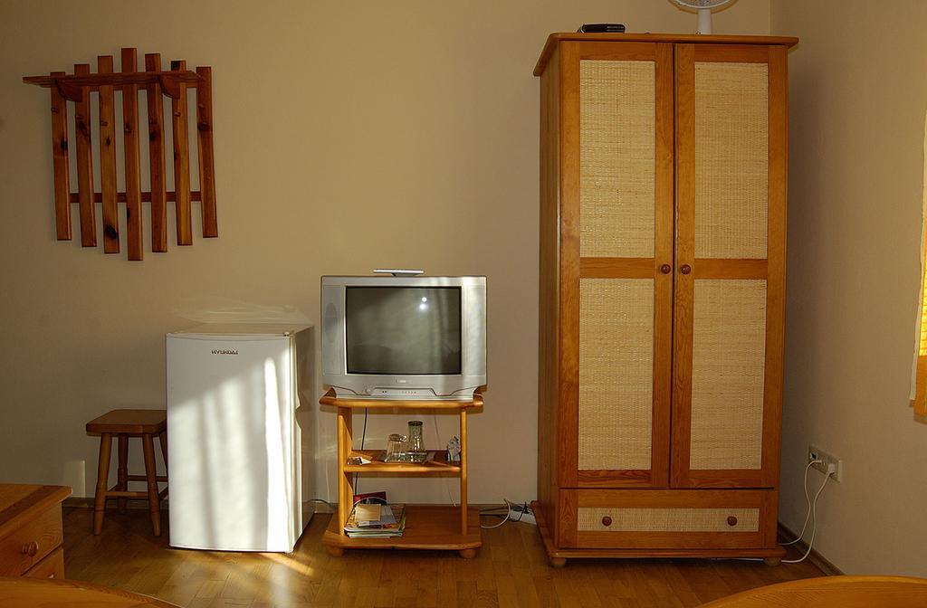 Penzion Majak Banská Bystrica Exterior foto